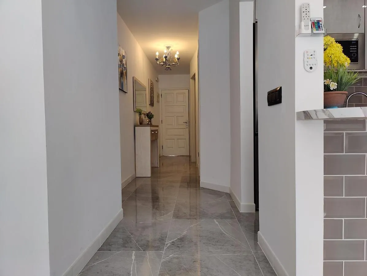 One Bed Ground Floor Pool View Apartment San Miguel de Abona