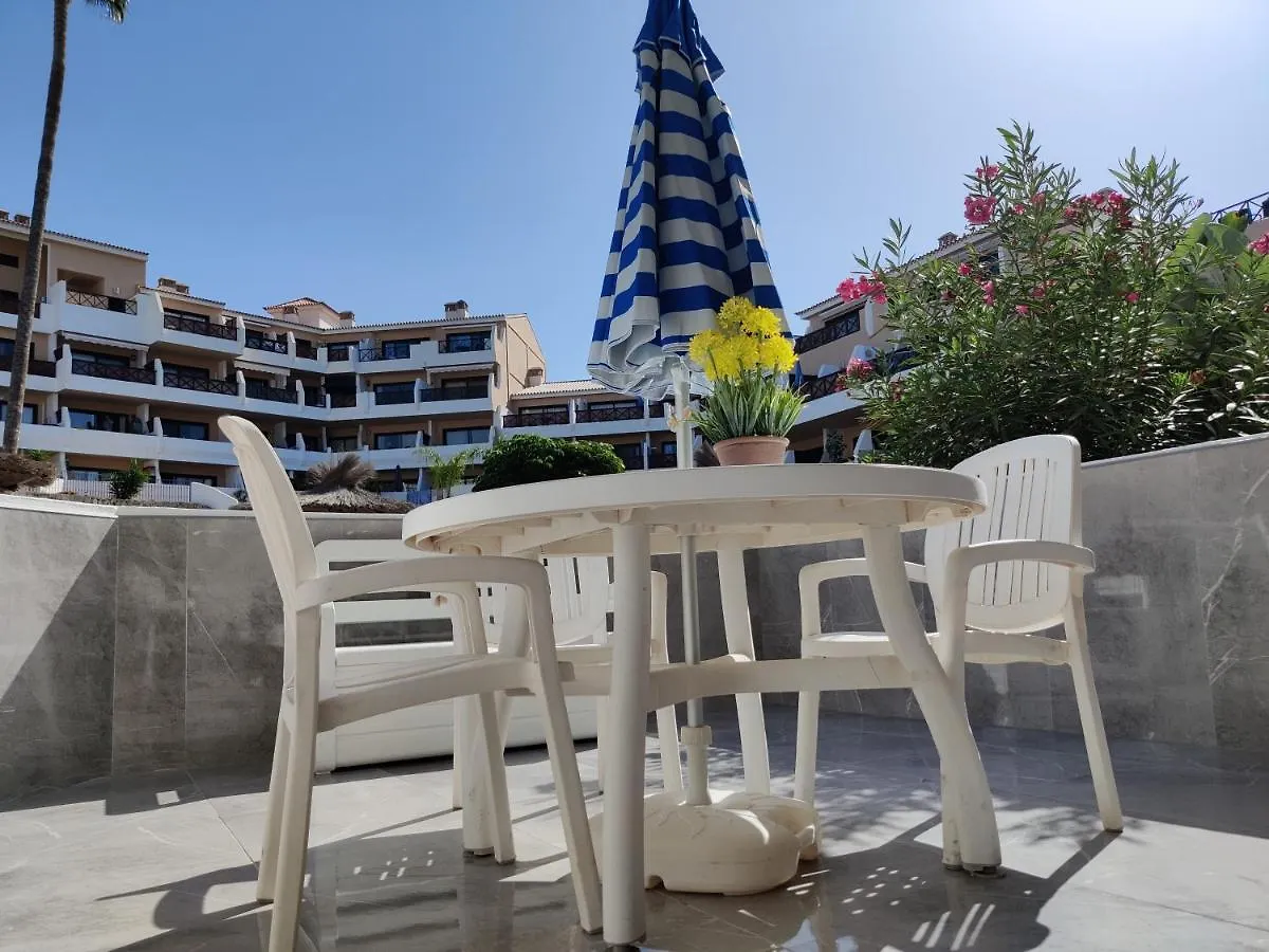 One Bed Ground Floor Pool View Apartment San Miguel de Abona