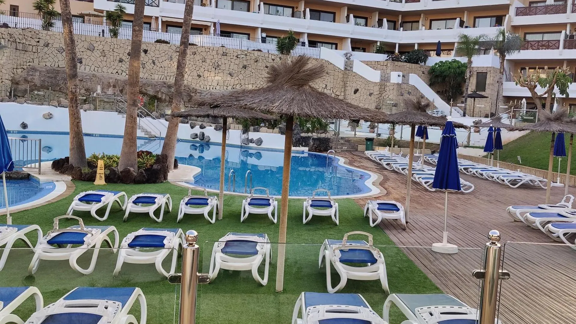 One Bed Ground Floor Pool View Apartment San Miguel de Abona 0*,  Spain