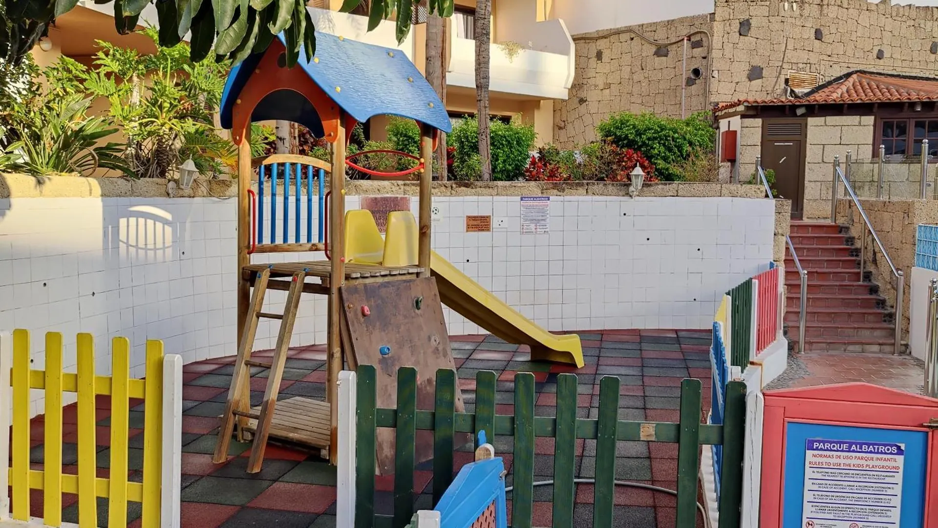 One Bed Ground Floor Pool View Apartment San Miguel de Abona